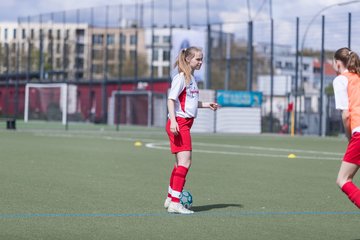 Bild 46 - wBJ St. Pauli - Walddoerfer : Ergebnis: 1:11